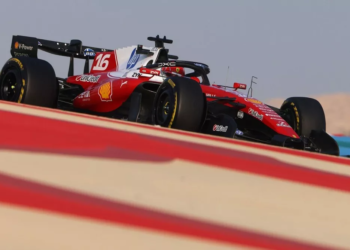 Leclerc dominó las pruebas del jueves en Bahréin, Alpine sufrió problemas