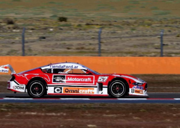 Gianini dominó el primer ensayo en El Calafate: al piloto de Ford lo siguieron Vázquez y Landa