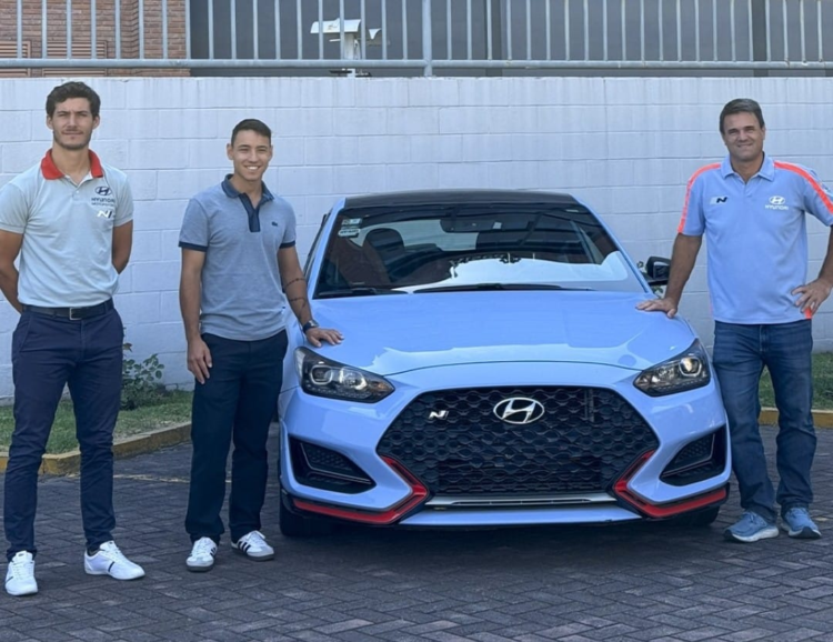 TCR South America: Damián Fineschi avanza con los trabajos en el equipo oficial Hyundai