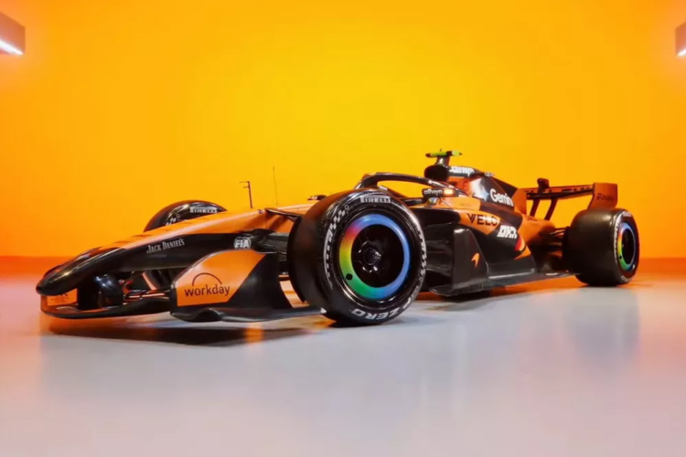 McLaren presentó oficialmente la decoración “papaya” para el 2026