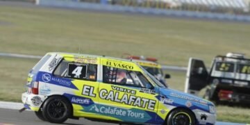 William Bull se quedó con la final de la Clase Uno: la carrera tuvo 10 cambios en la punta