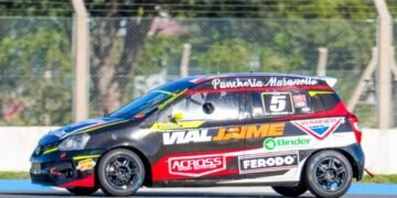 Clase Tres: Federico Hermida con el Etios del Tigre Racing celebró en Concepción del Uruguay