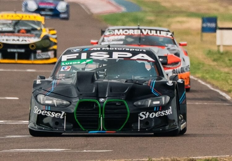 Santero con la pole y récord de pista en Viedma con el BMW