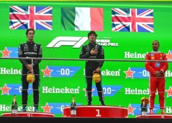 Antonelli lideró el 1-2 de Mercedes y Colapinto fue 10° en una gran carrera