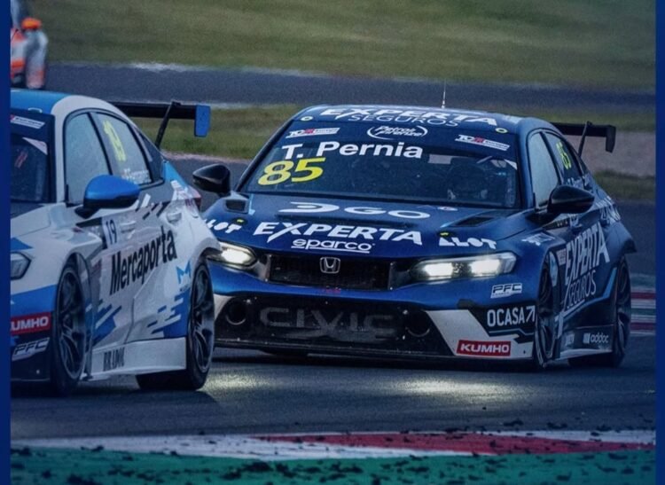 Experiencia internacional: Tiago Pernía debutó en el TCR Europe sumando puntos para el campeonato