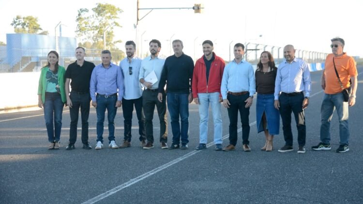 Atlético de Rafaela recibió aportes para continuar con las obras que le permitirán recibir al TC