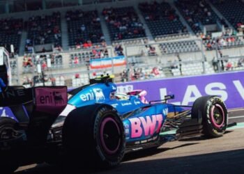 Franco Colapinto fue 16º en la primera práctica libre de Japón