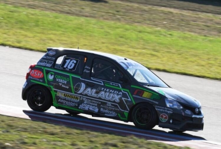 Clase Tres: Emanuel Alaux, Nicolás Pezzucchi y Matías Canapino fueron los ganadores de las series