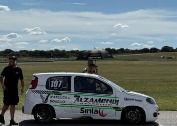 Volvió a lo grande: Alejo Cravero ganó la final de la Clase Dos
