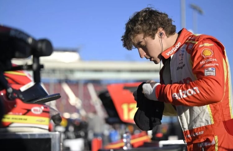 IndyCar: Malukas se quedó con la pole para el sábado