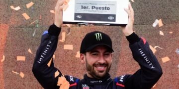 Santero y su triunfo con BMW: “El equipo merecía la victoria, después de Calafate quedamos todos golpeados”