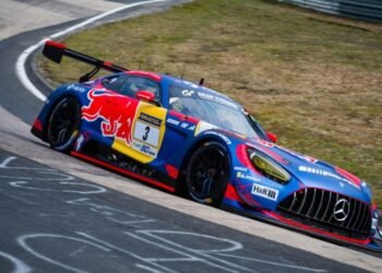 Verstappen fue excluido de la segunda fecha de la Nürburgring Langstrecken-Serie