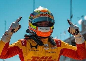 Alex Palou arrasó y logró la pole en Alabama