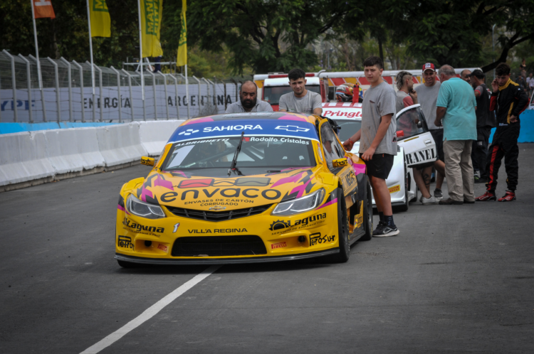Top Race en el callejero: Aldrighetti se quedó con la pole en Buenos Aires