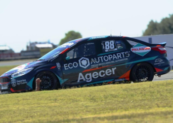 Marques dominó la segunda práctica de la Clase 3