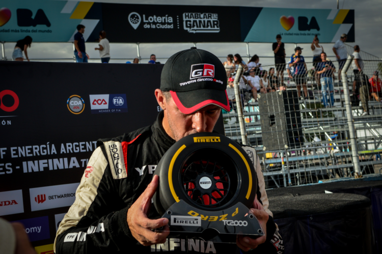 Dueño de la ciudad: Matías Rossi logró la pole en el callejero de Buenos Aires