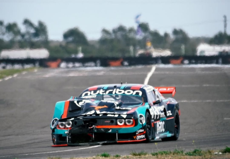 Dianda espera por Neuquén: “El objetivo es estar entre los 10, clasificar adelante, mantenerse o avanzar en la serie y sobrevivir en la final”
