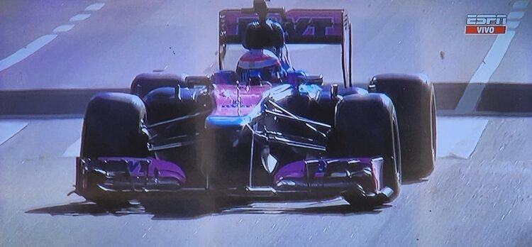 Franco Colapinto exprimió al máximo la última salida con el Lotus E20 y el público deliró