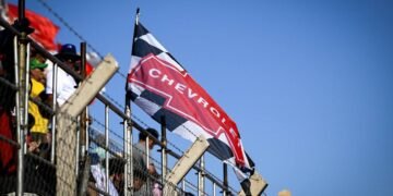 Con apenas tres fechas de la temporada, dos pilotos del TC cambian de motoristas