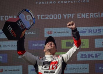 Matías Rossi ganó en San Juan y cerró un fin de semana perfecto