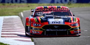 Con vuelco incluido, Moscardini ganó el primer entrenamiento