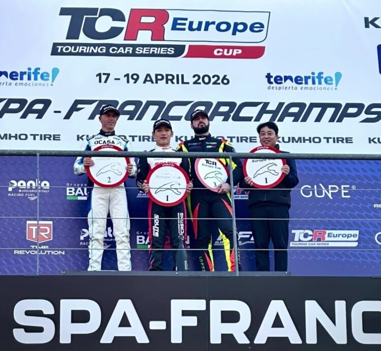 Sueño cumplido para Leonel Pernía: fue segundo en la final del TCR Europe en Spa-Francorchamps