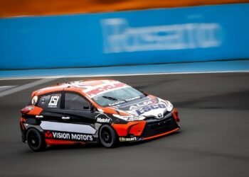Clase 2: Exequiel Bastidas logró la primera pole de la jornada en Rosario