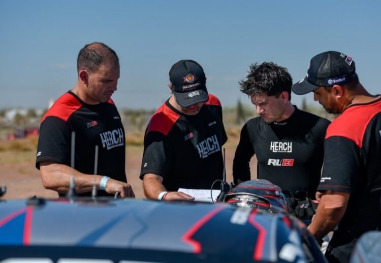 La CAF dejó en suspenso la sanción a Lugón y el equipo respondió: “Asumimos el error”