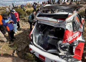 Rally Codasur en Córdoba: el despiste de un auto causó la muerte de un espectador y suspendieron la carrera