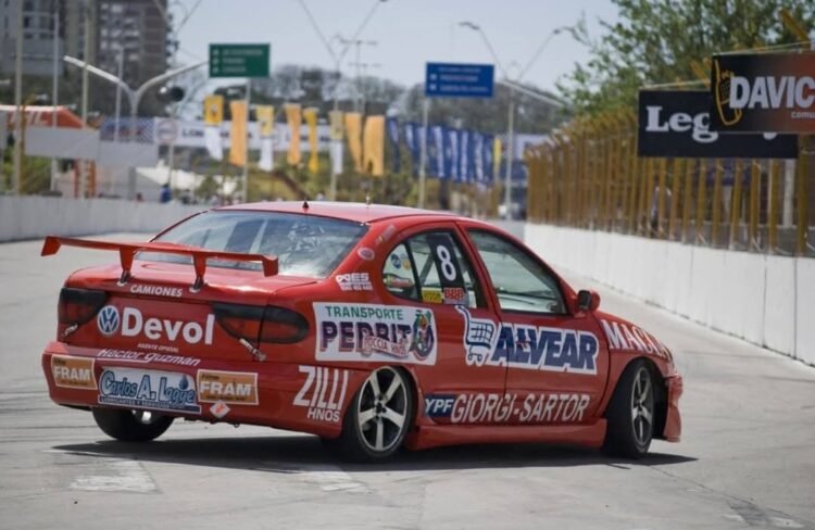 La última danza de la Copa Megane