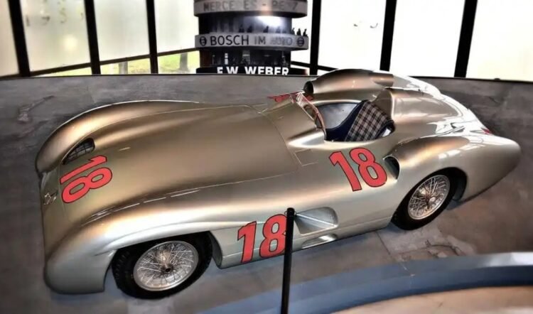 El auto de Fangio que volverá a pista: la historia detrás de la “Flecha de Plata” que manejará Colapinto