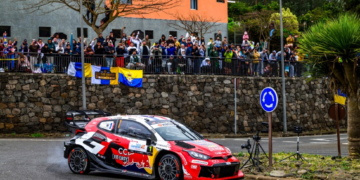 WRC: Ogier ganó en Islas Canarias tras un accidente de Solberg