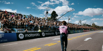Franco Colapinto hizo delirar las calles de Buenos Aires: el rugido de una nación que ya no puede esperar