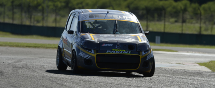 Juan Cruz Paulides, Máximo Evans y Agustín Martín, los vencedores en las series de la Clase Dos del Turismo Pista