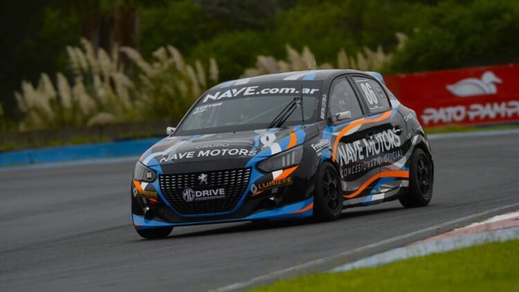 Martín Leston superó a Exequiel Bastidas sobre el final de la tanda y se quedó con la pole de la Clase Dos