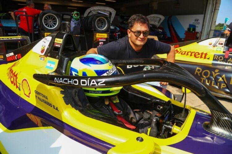 F4 Brasil: Ignacio Díaz terminó quinto y Giovanelli fue excluido en la última carrera del fin de semana