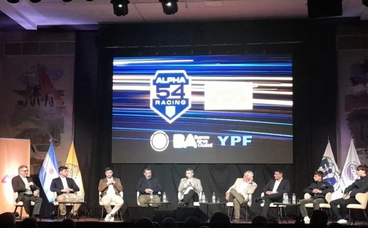 Con el impulso del ACA: se presentó el Alpha 54 Racing, el nuevo equipo argentino que competirá en la Fórmula 4 Italiana