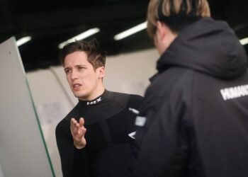 Sacha Fenestraz se prepara para el inicio de una nueva temporada en la Super GT