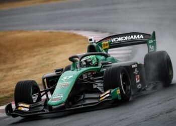 Súper Fórmula Japonesa: bajo una intensa lluvia, Sacha Fenestraz fue sexto en la primera carrera