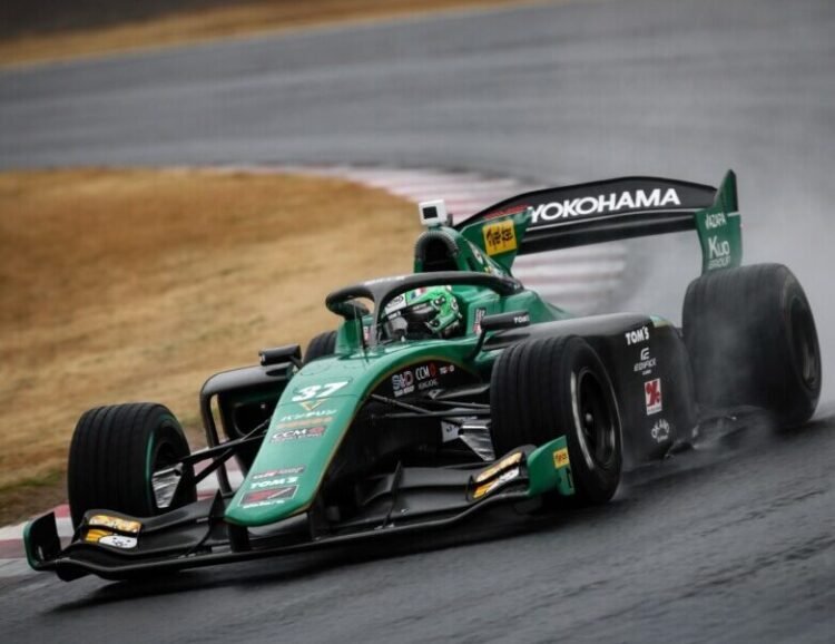 Súper Fórmula Japonesa: bajo una intensa lluvia, Sacha Fenestraz fue sexto en la primera carrera