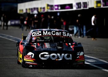 TC Pista Mouras: Vilas con Dodge dominó el primer entrenamiento