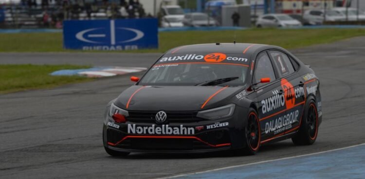 Santero y su primer fin de semana con el Virtus: “Me encantaría estrenar el auto ganando”