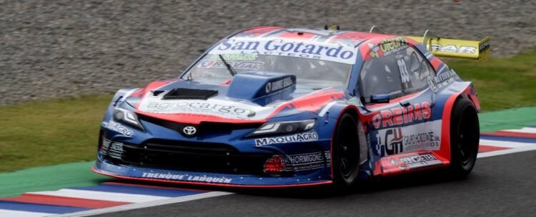 Felipe Bernasconi quedó por delante de todos previo a la clasificación del TC Pista
