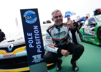 Krujoski con Renault se impuso en una clasificación ajustada