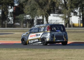 Agustín Martín con el Uno del Team Pasini marcó la pole en Clase Dos