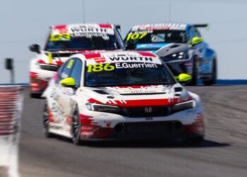 Con pilotos argentinos en pista, se inicia la temporada del TCR World Tour