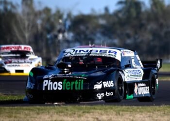 TC Pista Mouras: Iñaki Arrías volvió a ganar y es el nuevo puntero del certamen