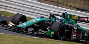Sacha Fenestraz ganó en la Super Fórmula en Suzuka