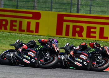 MotoGP en Italia: Marco Bezzecchi lideró un emotivo “1-2” de Aprilia