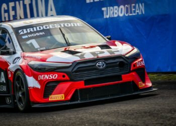 Matías Rossi lideró la mañana con la prueba de Tanques Llenos
